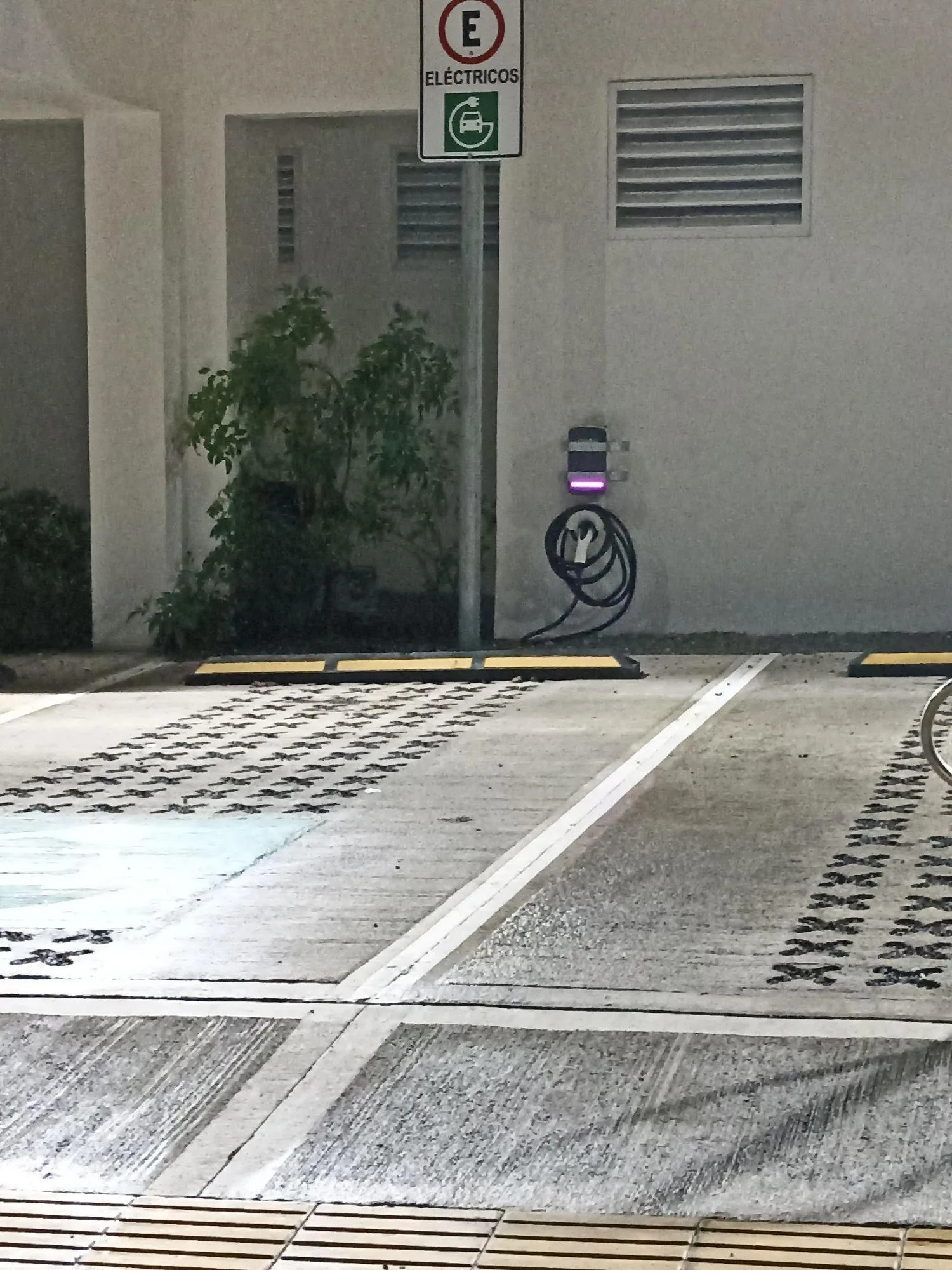 INS NUEVAS INSTALACIONES