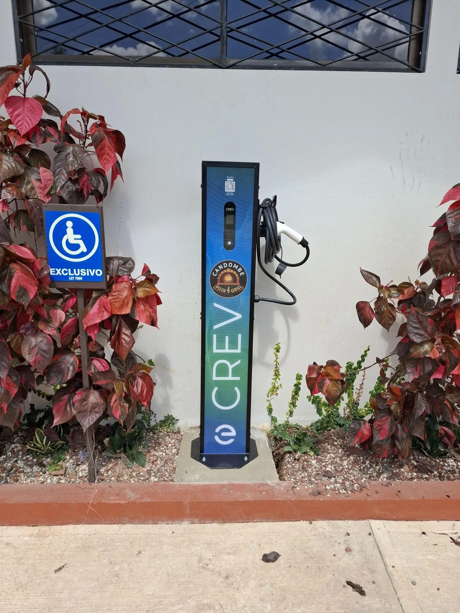 CREV - RESTAURANTE CANDOMBE (7.6KW)