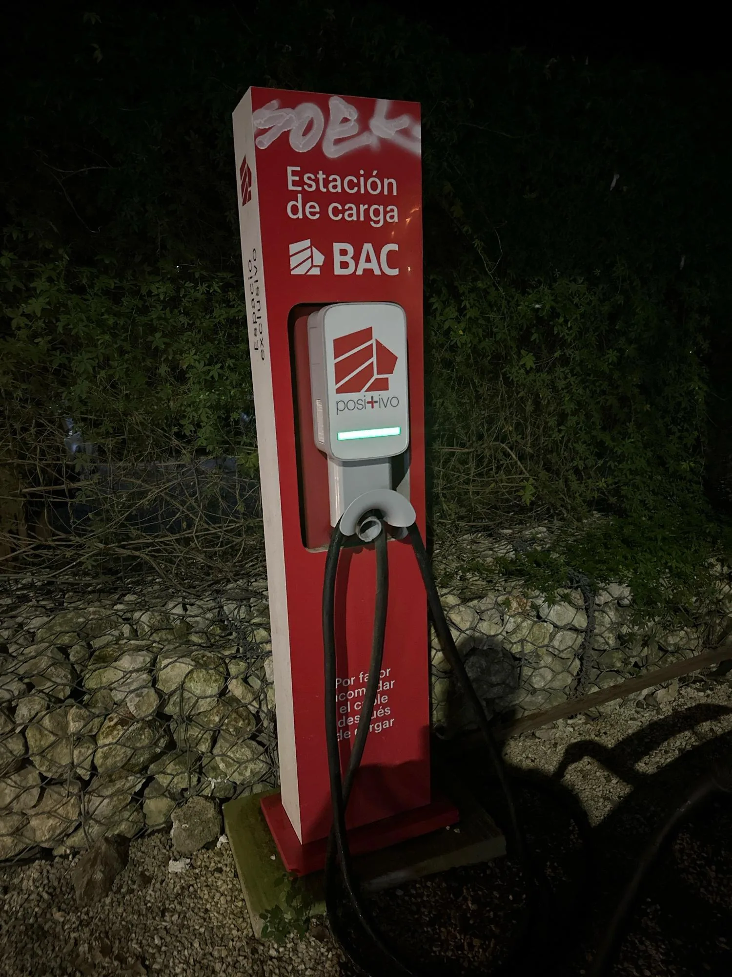 ESTACIÓN DE CARGA BAC