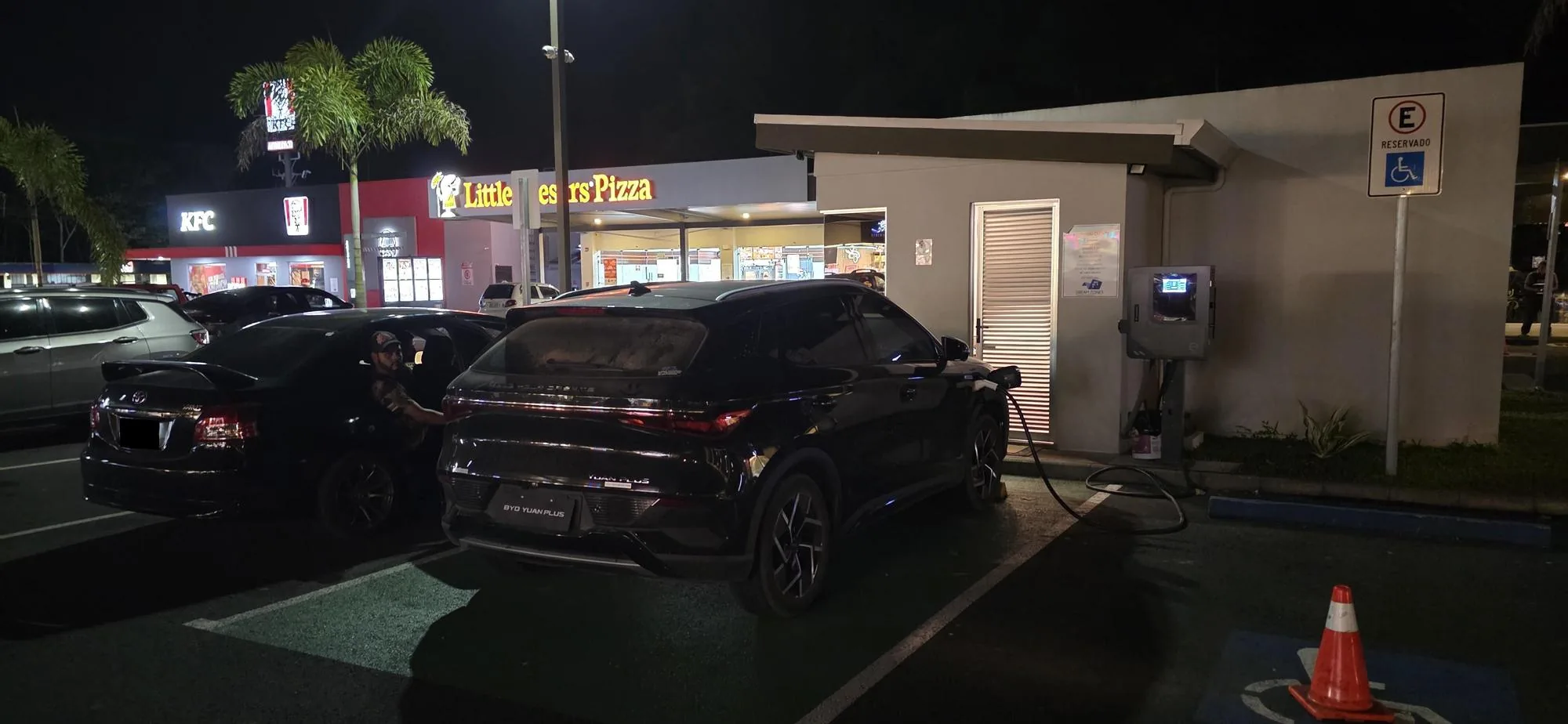 CREV - PLAZA VISTANA (21KW)