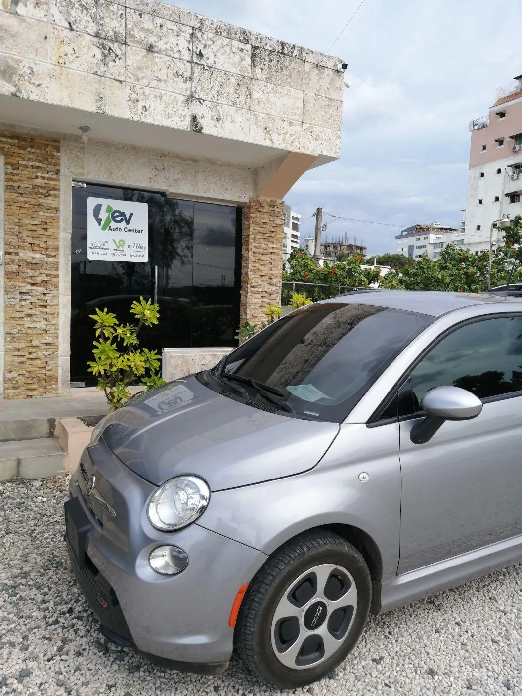 EV AUTO CENTER