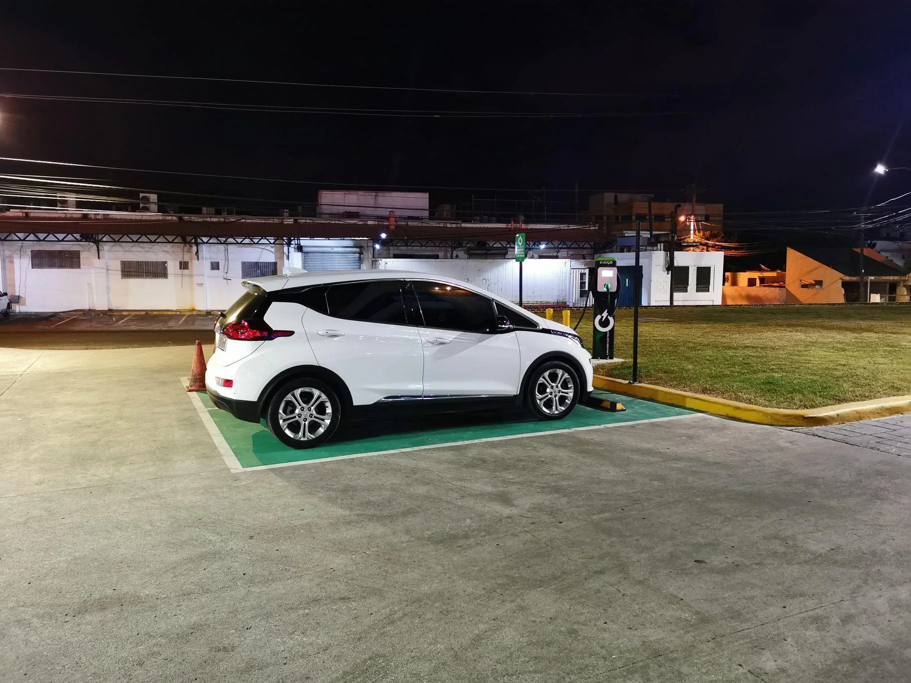 ESTACIÓN DE COMBUSTIBLE TEXACO