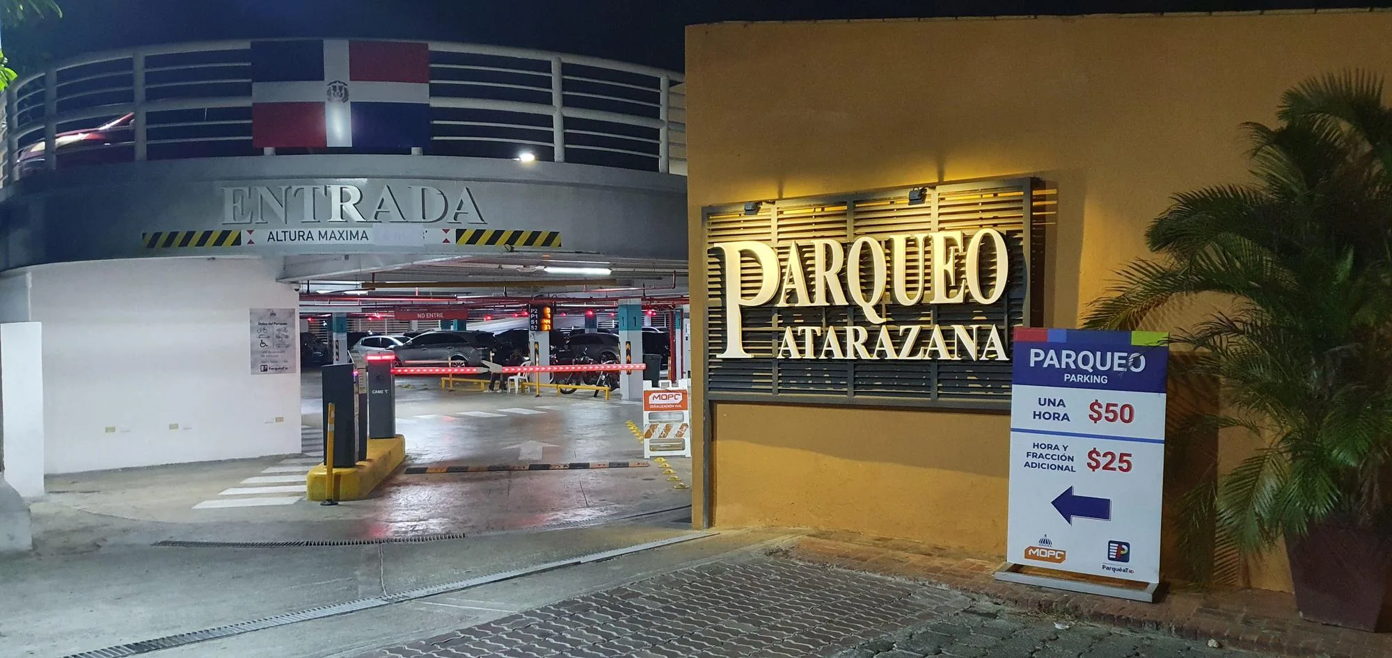 PARQUEO LA ATARAZANA