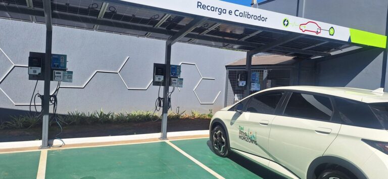 1780909 768x354