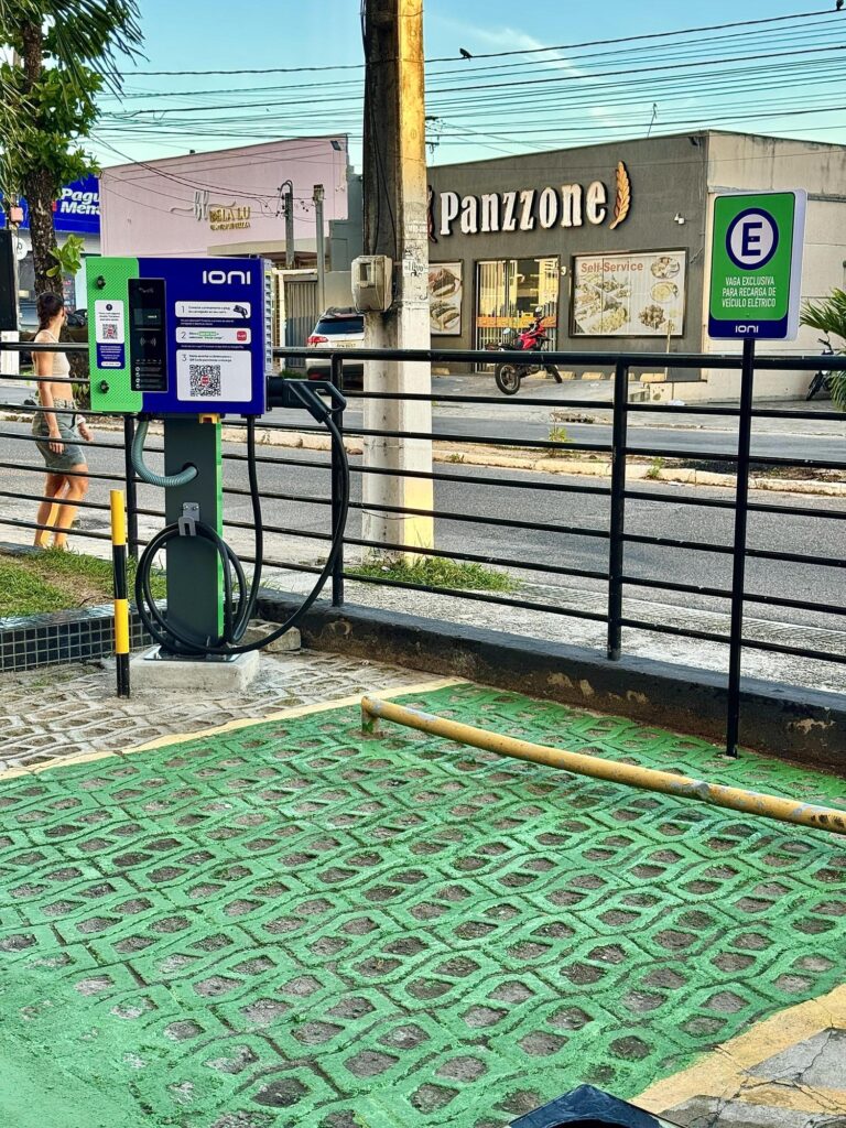 2643330 1 768x1024