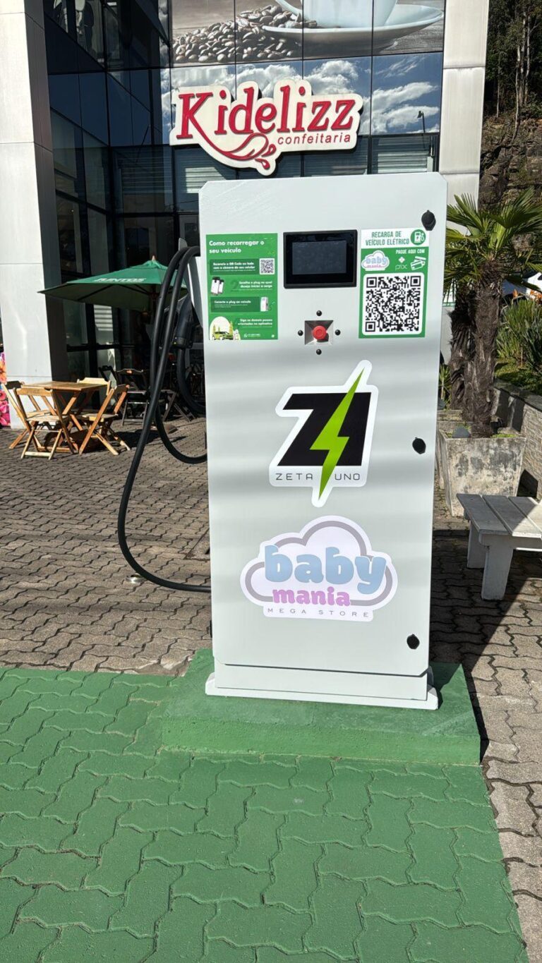 2694918 768x1365