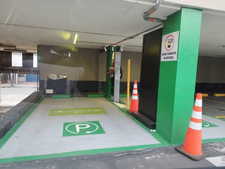 CARULLA CALLE 63 carga electrica 2 768x576