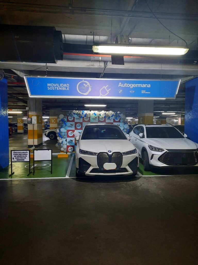 CENTRO COMERCIAL SANTA LUCIA PLAZA 1 768x1024